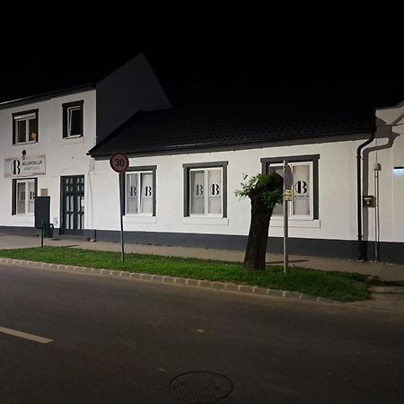 Belvarosi Lux Apartman Vásárosnamény Zewnętrze zdjęcie